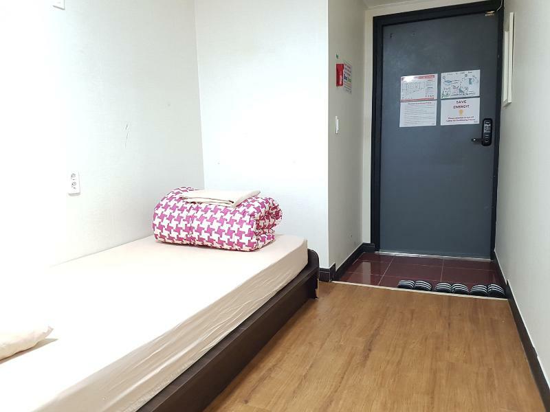 Kimchee Busan Downtown Guesthouse Экстерьер фото